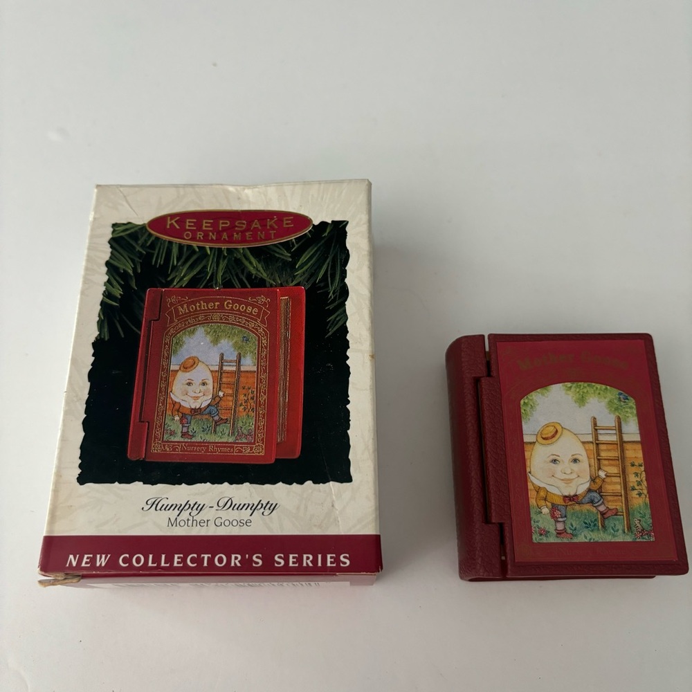 1993 NEW HALLMARK Ornament MOTHER GOOSE Humpty Dumpty QX5282 1st in Series NIB